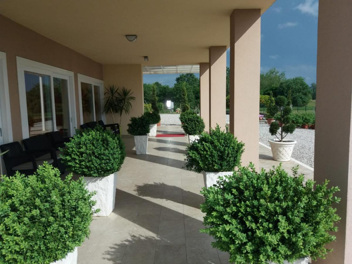 Al Cavaliere Vila Pordenone Exterior foto