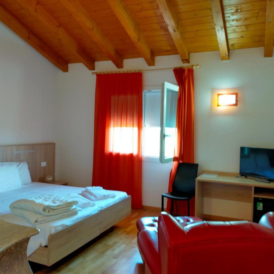 Al Cavaliere Vila Pordenone Exterior foto