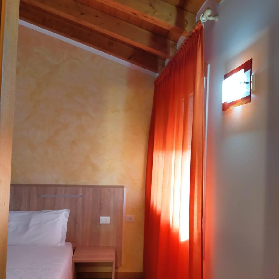 Al Cavaliere Vila Pordenone Exterior foto